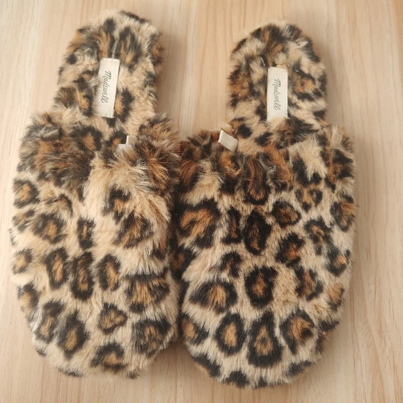 MADEWELL Quilted Scuff Slippers Leopard Faux Fur 7 - Picture 1 of 4
